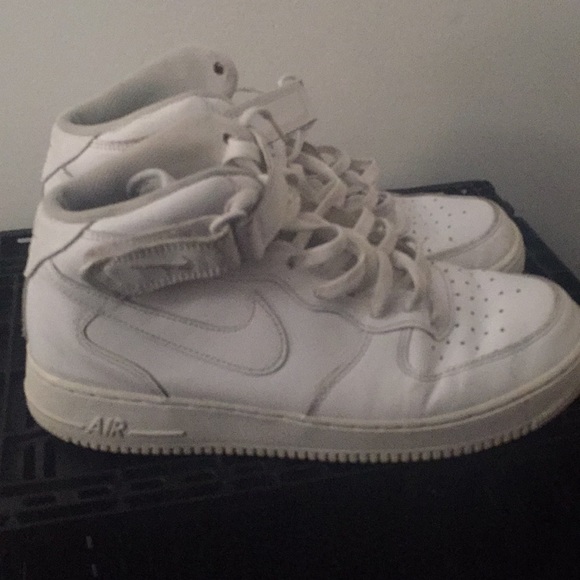 Air Force 1 mid all white - Picture 5 of 6